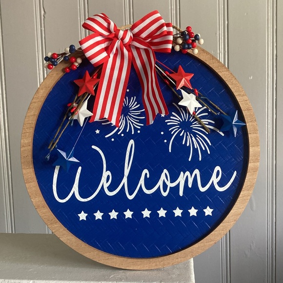 NWT- Round Wooden- Blue Wicker- WELCOME Patriotic Decoration Sign 🇺🇸🎇⭐️ - Picture 17 of 17